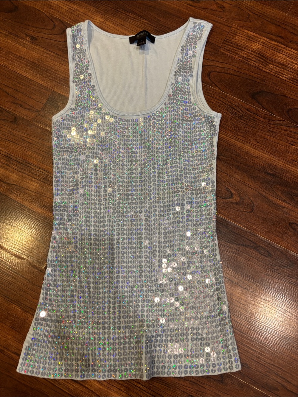 Women’s tank top.